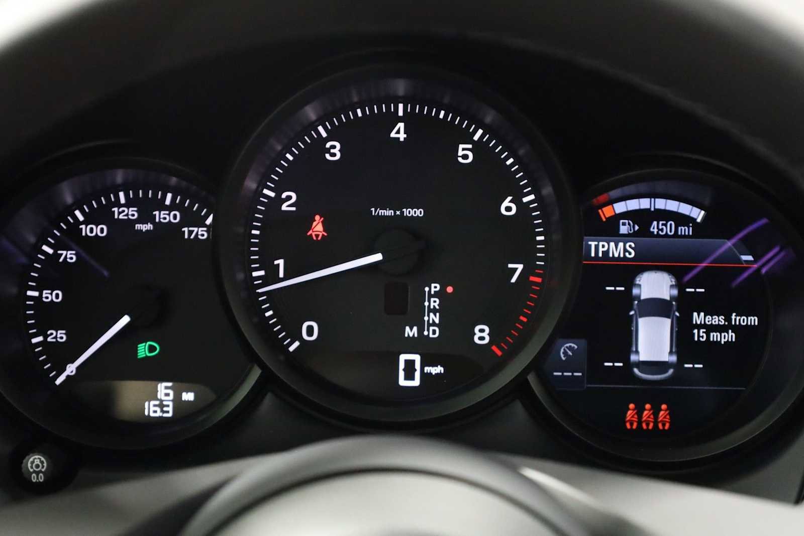 New 2026 Porsche Macan image 23