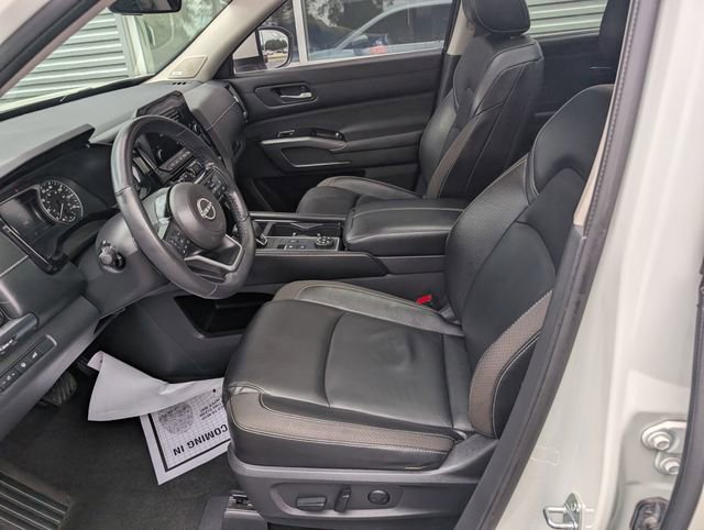 Certified 2023 Nissan Pathfinder SL w/ SL Premium Package AWD/4WD image 13