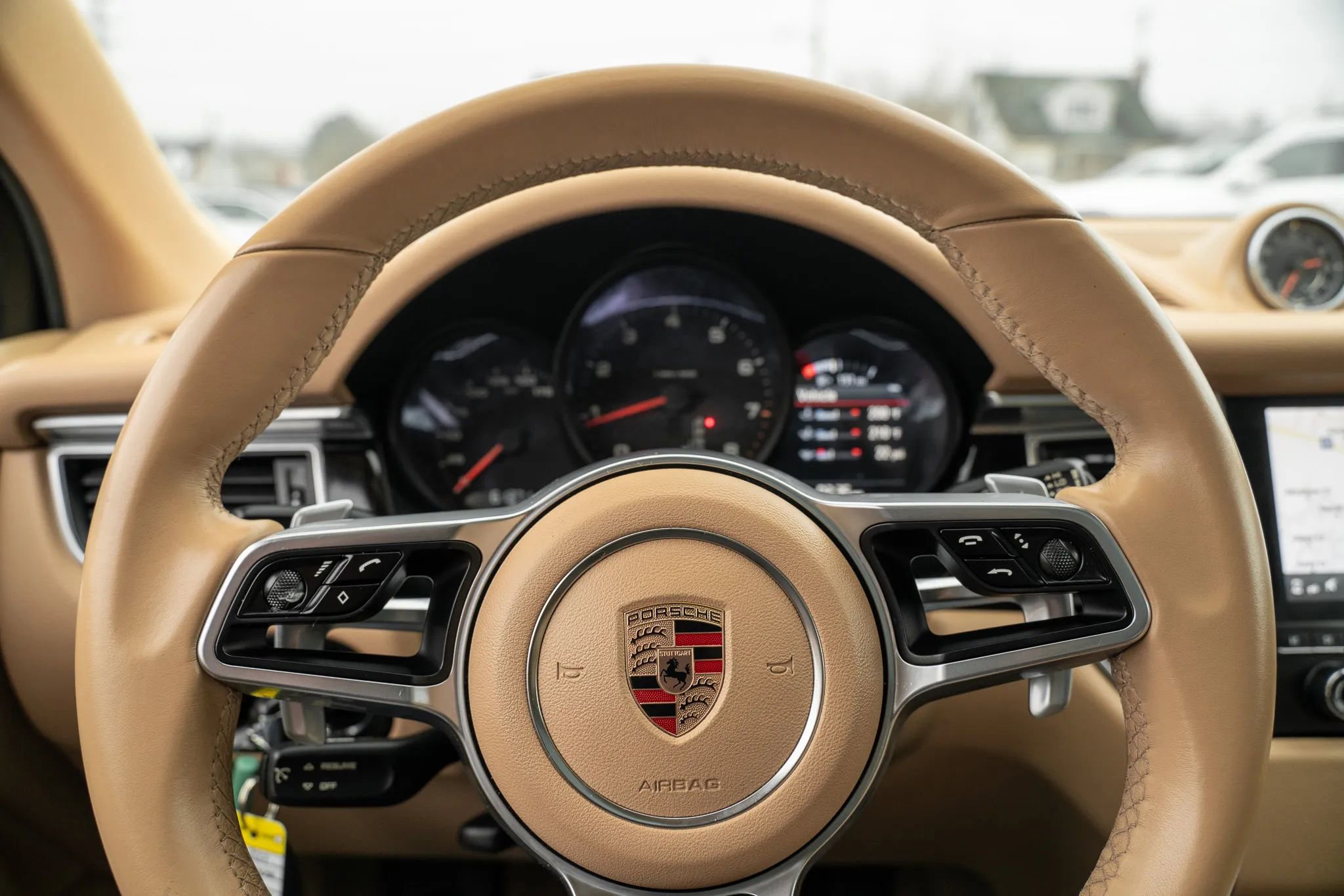 Used 2017 Porsche Macan Sport Edition image 18