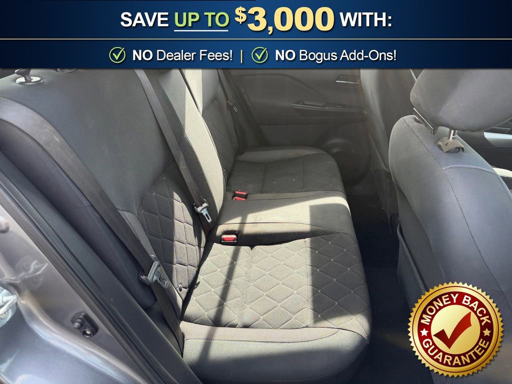 Used 2019 Nissan Kicks SV image 23