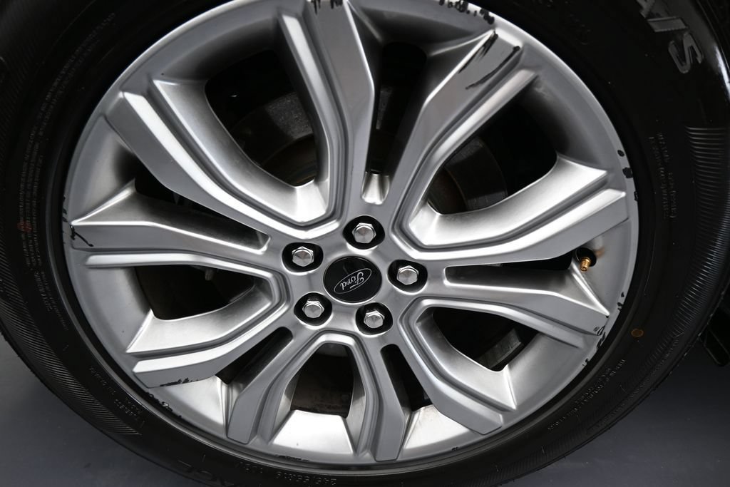 Used 2024 Ford Edge Titanium AWD/4WD image 45