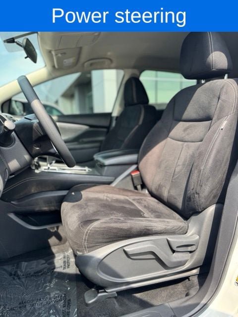 Used 2018 Nissan Murano S AWD/4WD image 14