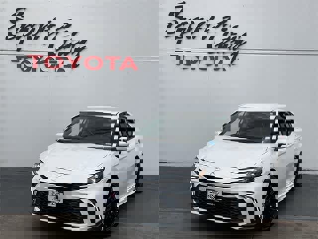 Used 2025 Toyota Camry SE