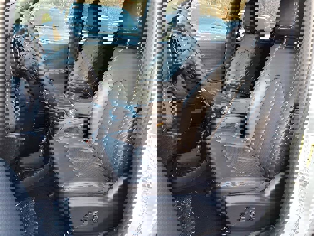 New 2026 Chrysler Pacifica Select image 5