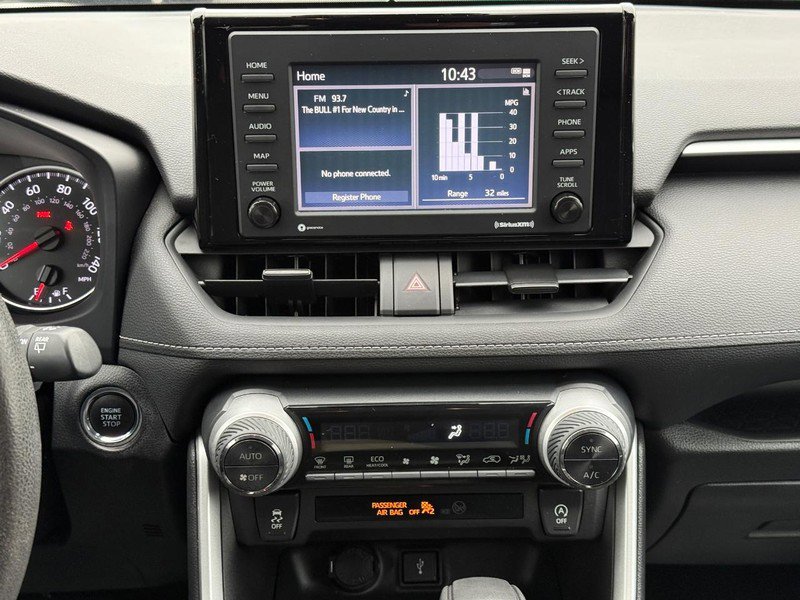 Used 2021 Toyota RAV4 XLE image 15