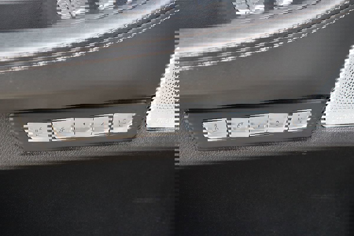 Used 2018 BMW 750i 750i image 41