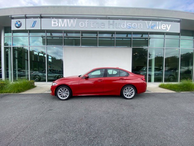Certified 2023 BMW 330i xDrive Sedan w/ Premium Package AWD/4WD image 1