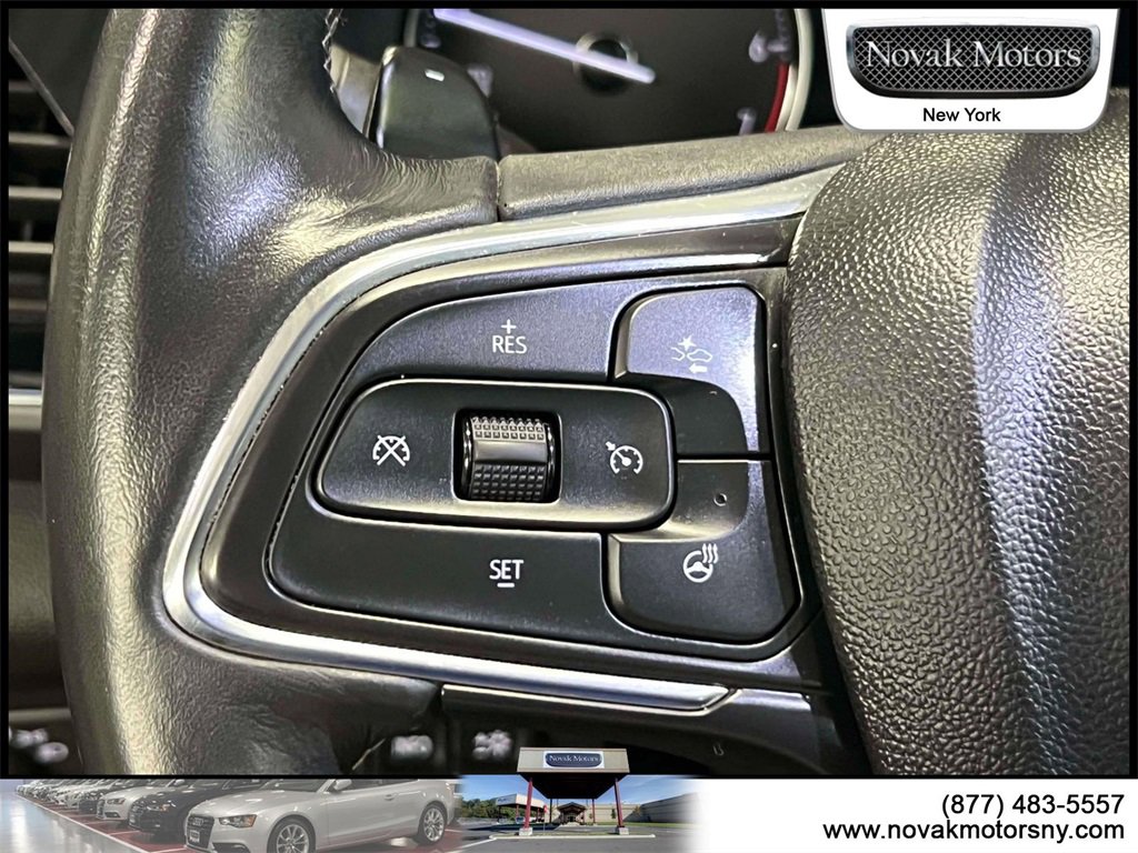 Used 2022 Buick Envision Avenir w/ Technology Package II image 22