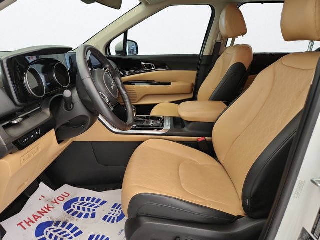 Used 2024 Kia Carnival EX FWD image 10
