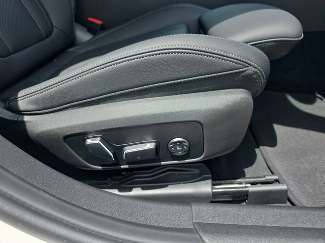 Used 2026 BMW 330i Sedan RWD image 35