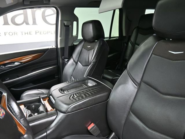 Used 2017 Cadillac Escalade Premium Luxury image 16