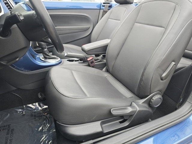 Used 2018 Volkswagen Beetle 2.0T S image 5