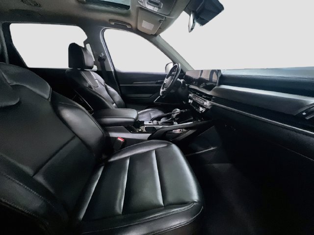 Used 2024 Kia Telluride S w/ S Sunroof Package FWD image 31