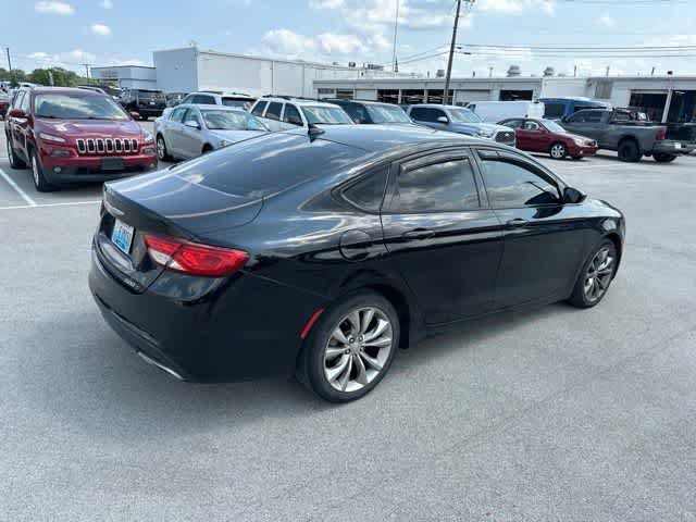 Used 2015 Chrysler 200 S w/ Navigation & Sound Group I FWD image 21