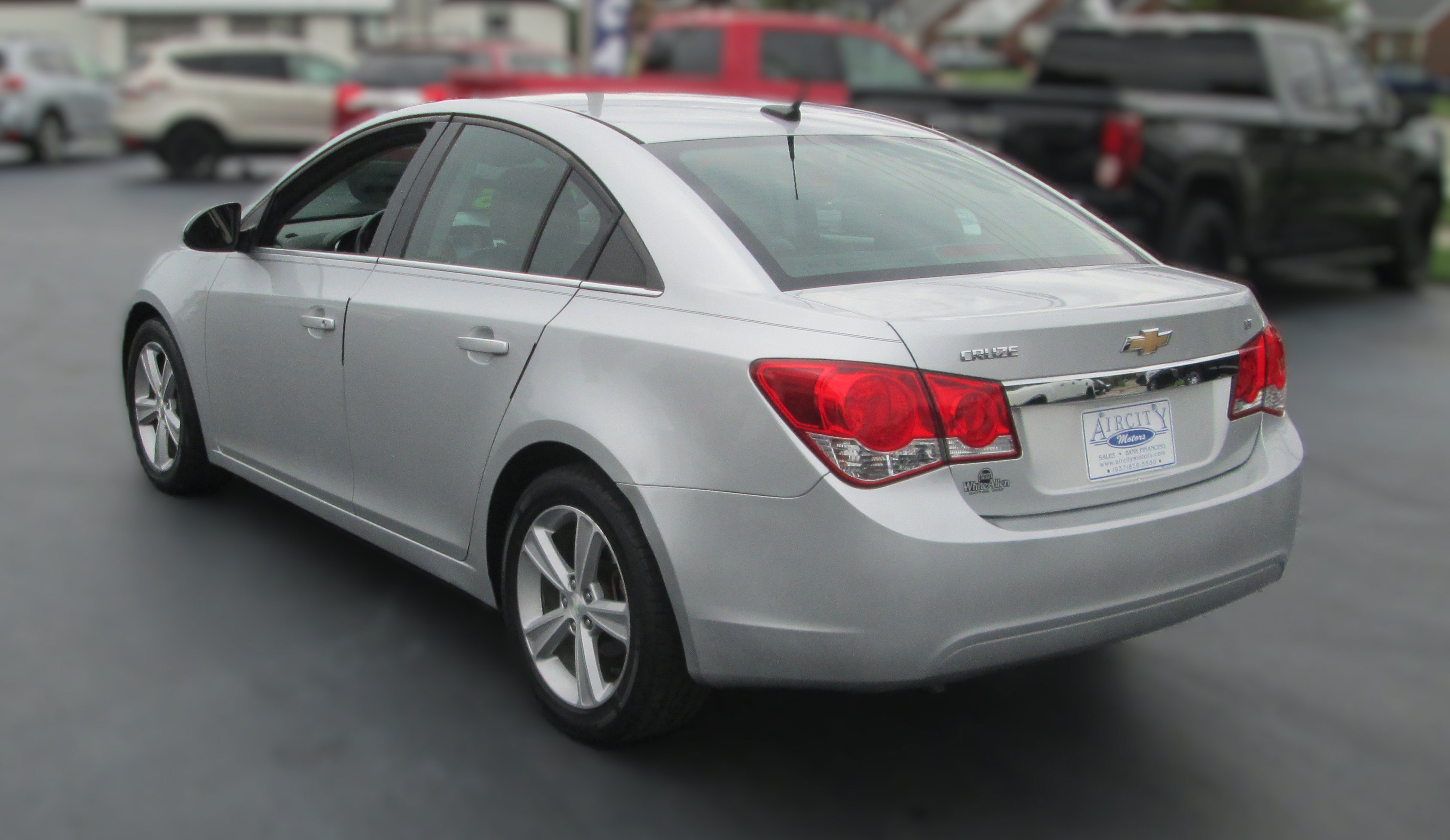Used 2013 Chevrolet Cruze LT FWD image 6
