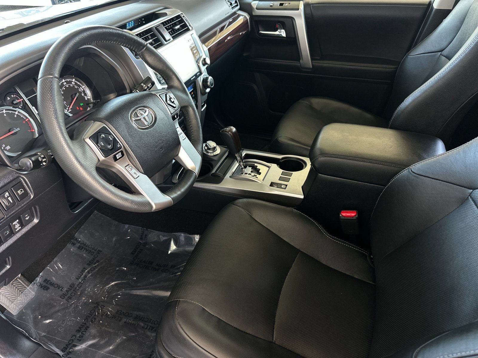 Used 2022 Toyota 4Runner Limited AWD/4WD image 9