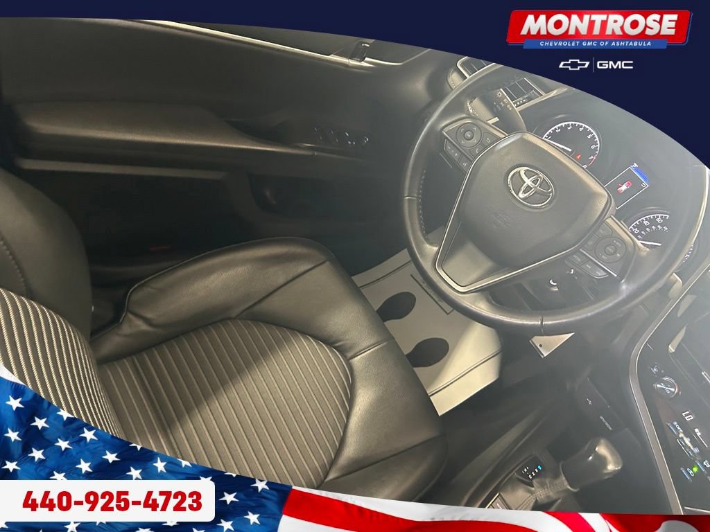 Used 2024 Toyota Camry SE FWD image 23