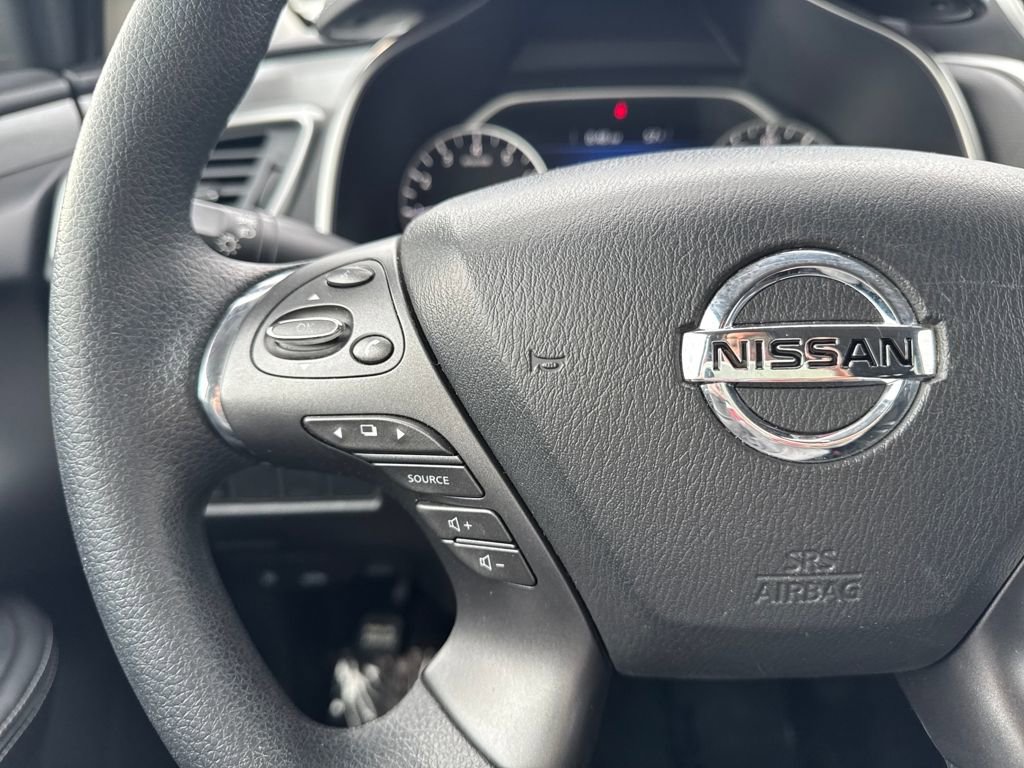 Used 2019 Nissan Murano S image 47