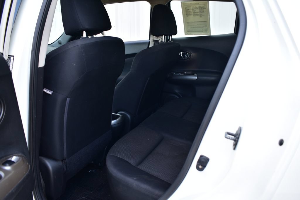 Used 2014 Nissan Juke S FWD image 18