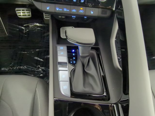 New 2026 Hyundai Elantra SEL Sport Premium FWD image 28