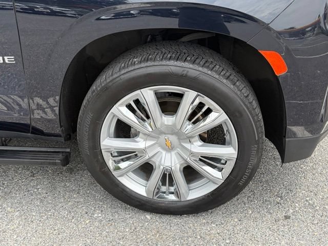 Used 2021 Chevrolet Tahoe High Country w/ Premium Package AWD/4WD image 11
