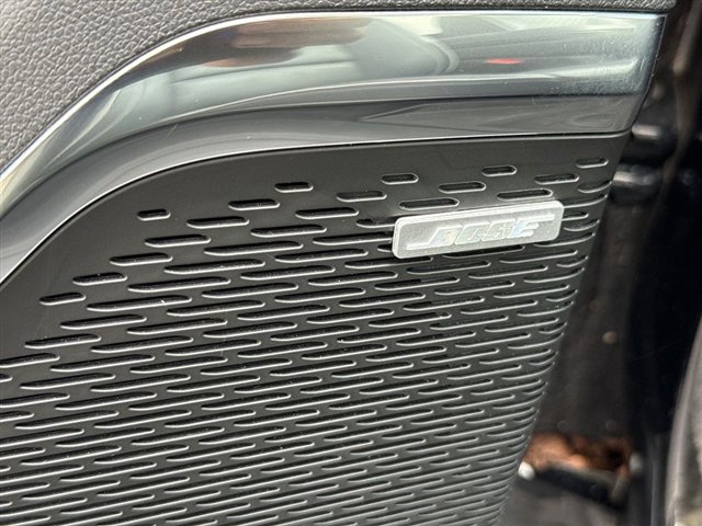 Certified 2024 GMC Acadia Denali FWD image 25