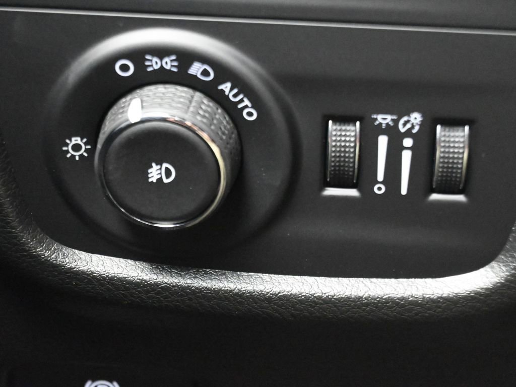 New 2025 Jeep Grand Cherokee Limited image 25