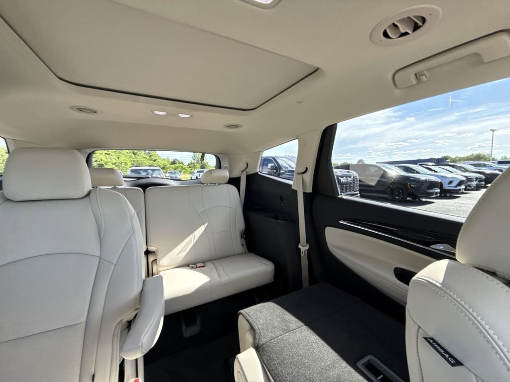 Certified 2023 Buick Enclave Essence w/ Experience Buick Package FWD image 12