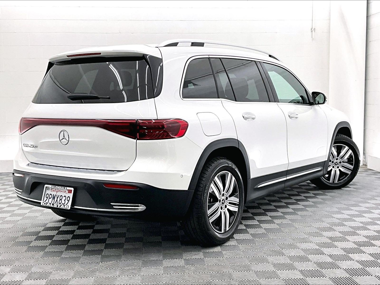 Certified 2024 Mercedes-Benz EQB 250+ image 11