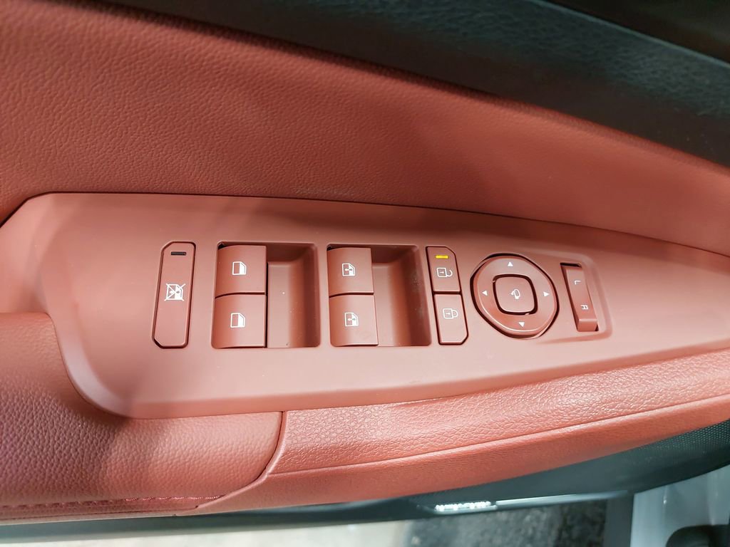 New 2026 Kia Sportage SX image 29