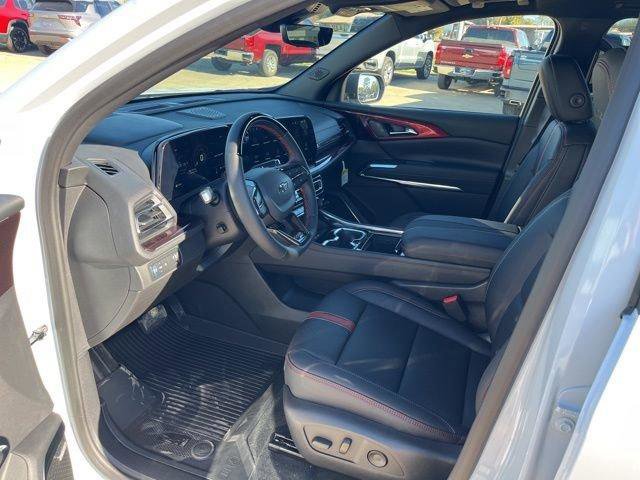 New 2026 Chevrolet Traverse RS w/ LPO, Floor Liner Package image 7