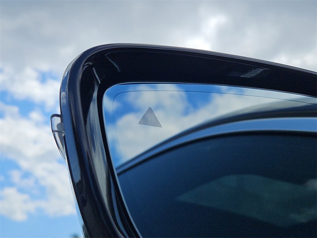 Used 2022 BMW 530i xDrive w/ Premium Package image 27