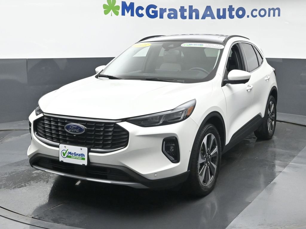 Used 2023 Ford Escape Platinum w/ Premium Technology Package image 23