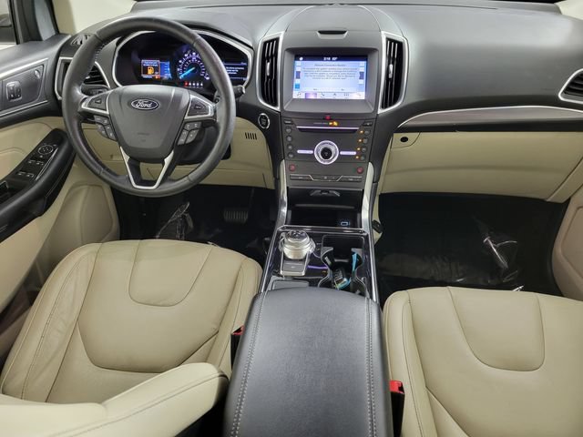 Used 2019 Ford Edge Titanium w/ Cold Weather Package AWD/4WD image 33