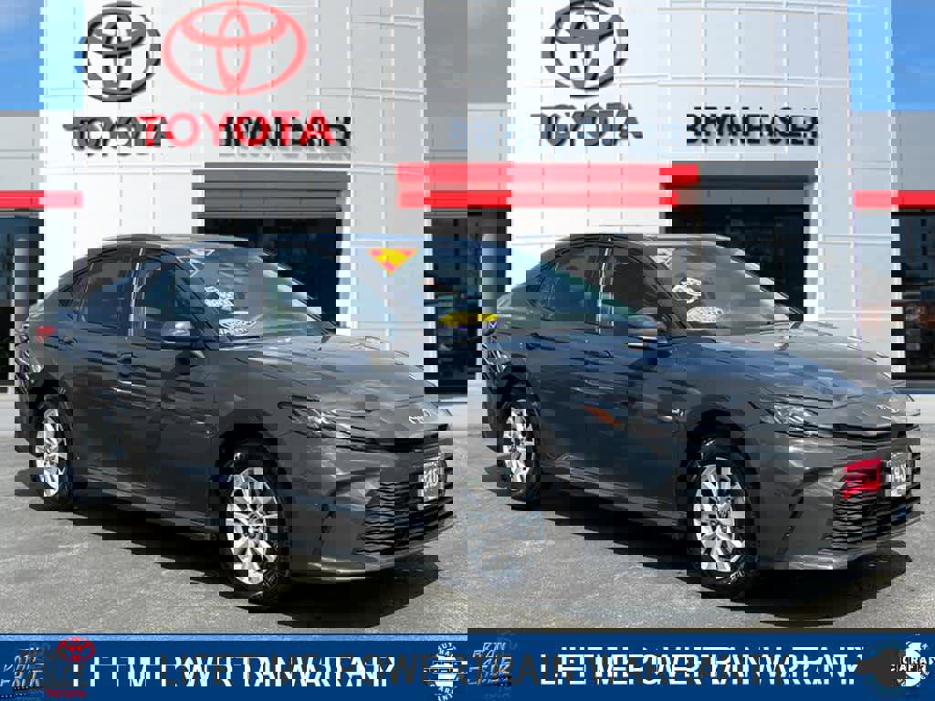 Used 2026 Toyota Camry LE w/ Convenience Package