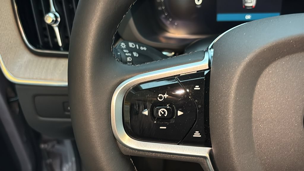 New 2026 Volvo XC60 B5 Plus w/ Climate Package AWD/4WD image 17