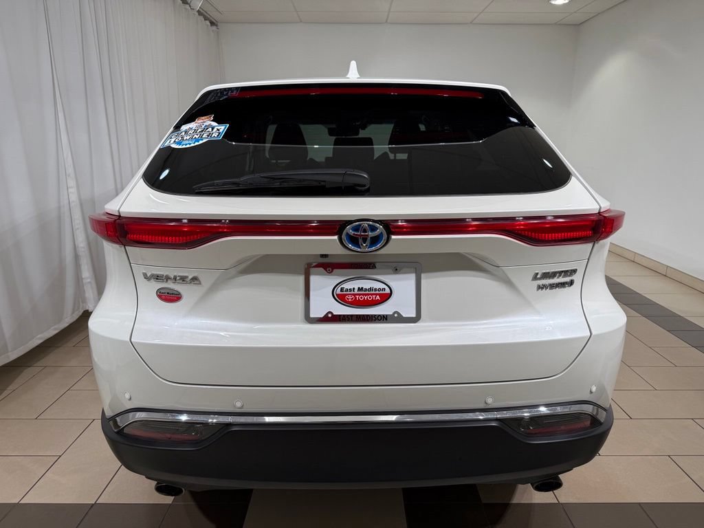 Certified 2022 Toyota Venza Limited w/ Advanced Technology Package AWD/4WD image 4