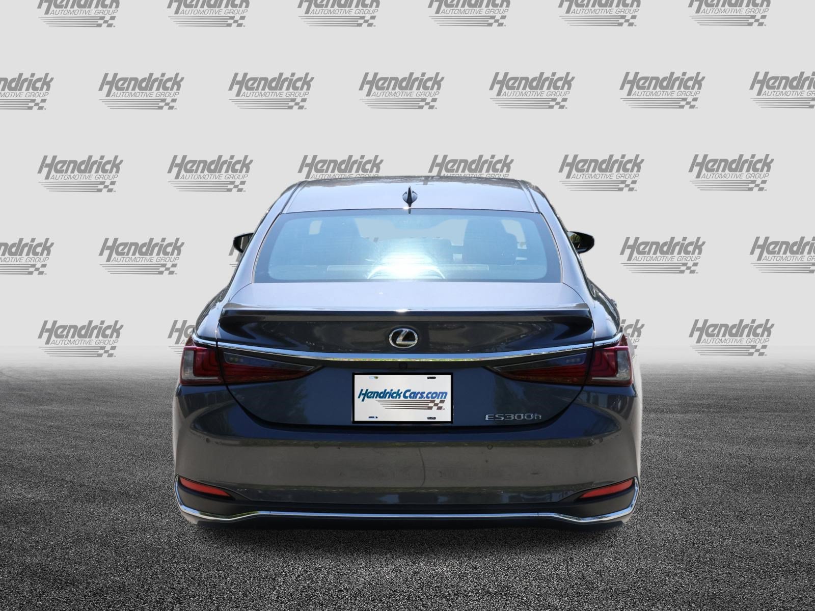 Used 2024 Lexus ES 300h w/ Premium Package FWD image 8