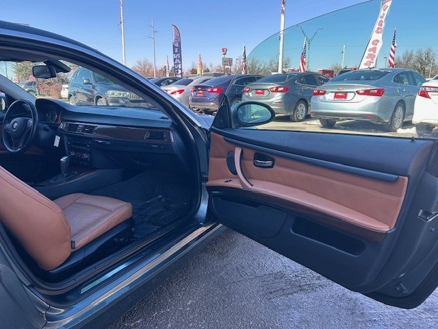 Used 2009 BMW 328i xDrive Coupe image 9