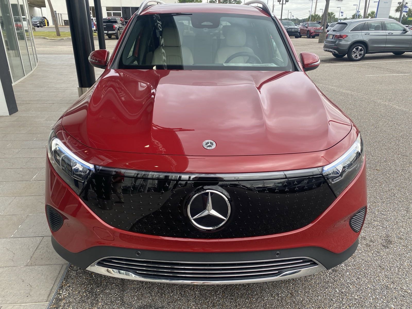New 2024 Mercedes-Benz EQB 300 4MATIC image 6