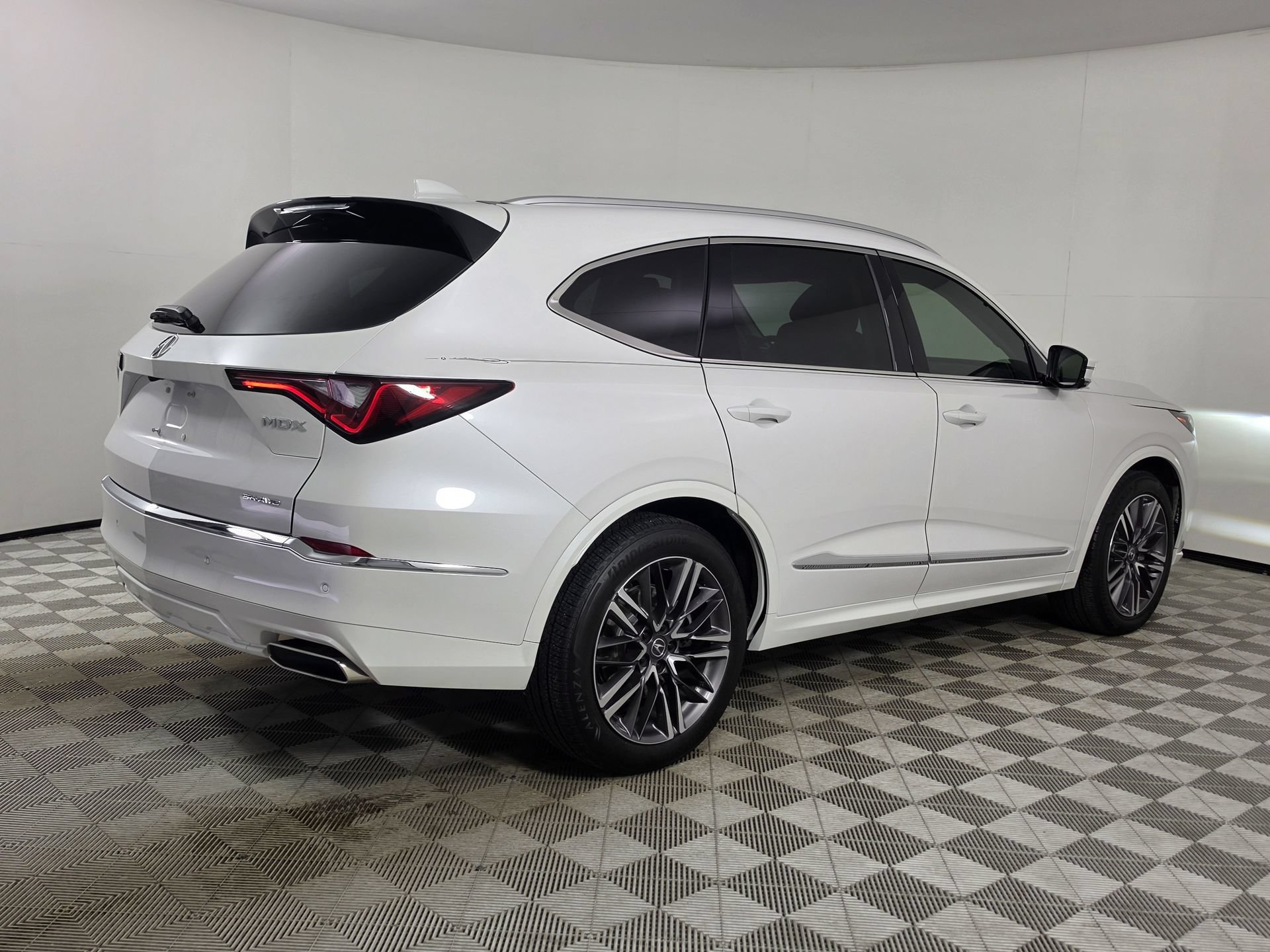Used 2025 Acura MDX w/ Advance Package AWD/4WD image 7