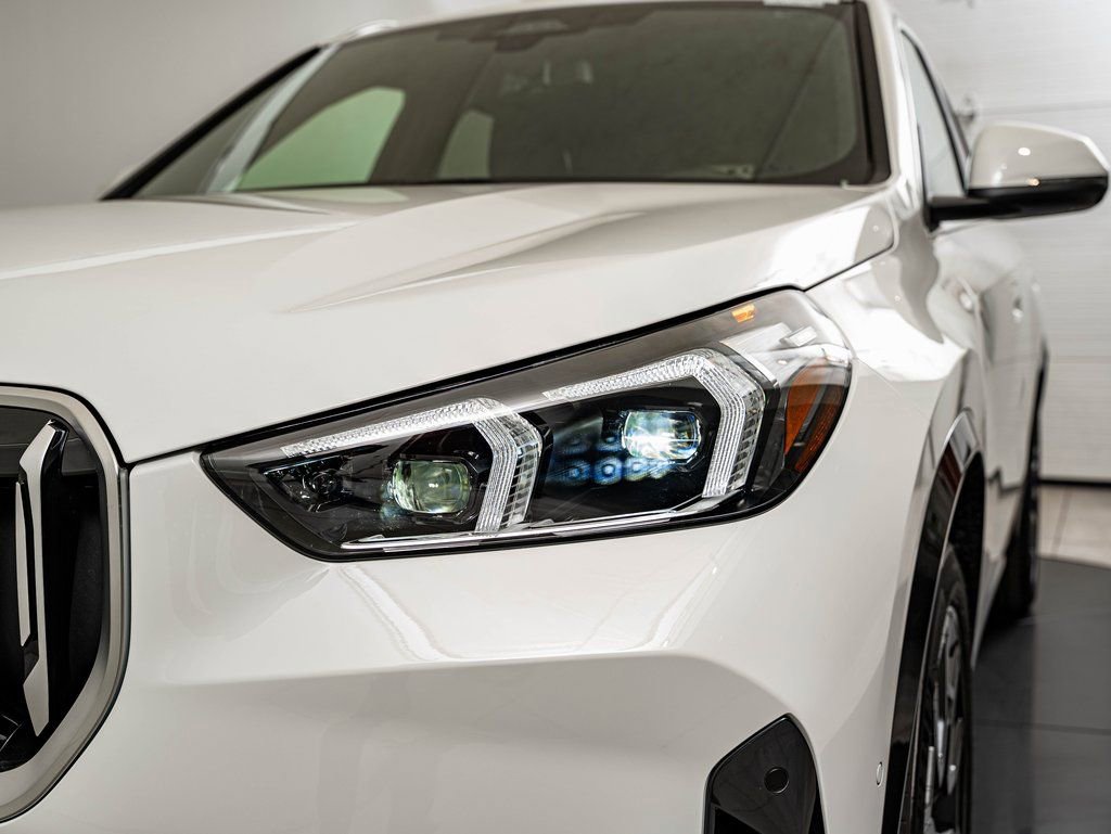 New 2026 BMW X1 xDrive28i w/ Technology Package image 15