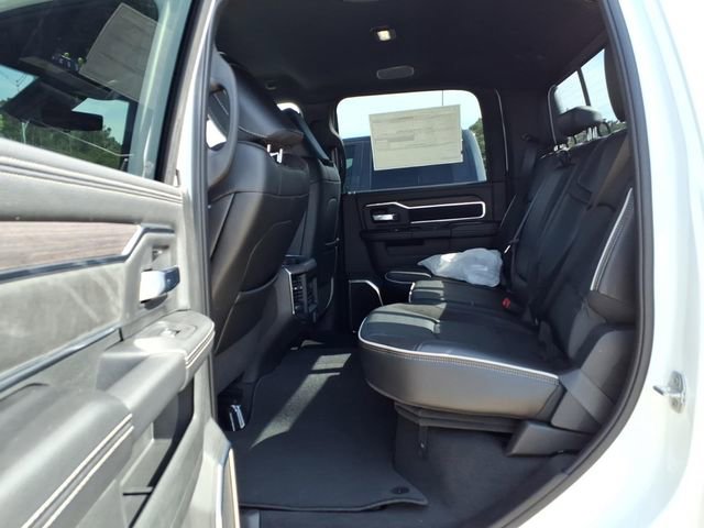 New 2026 RAM 2500 Laramie AWD/4WD image 19