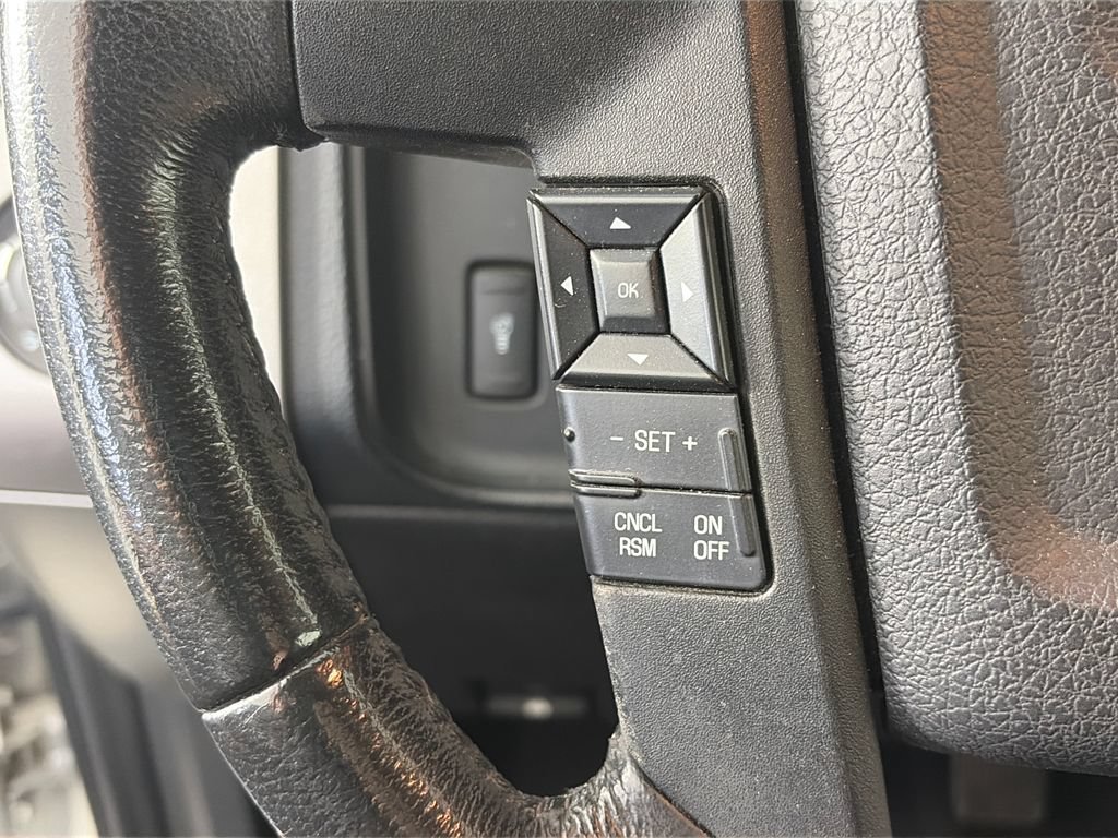 Used 2017 Ford Expedition XLT AWD/4WD image 17