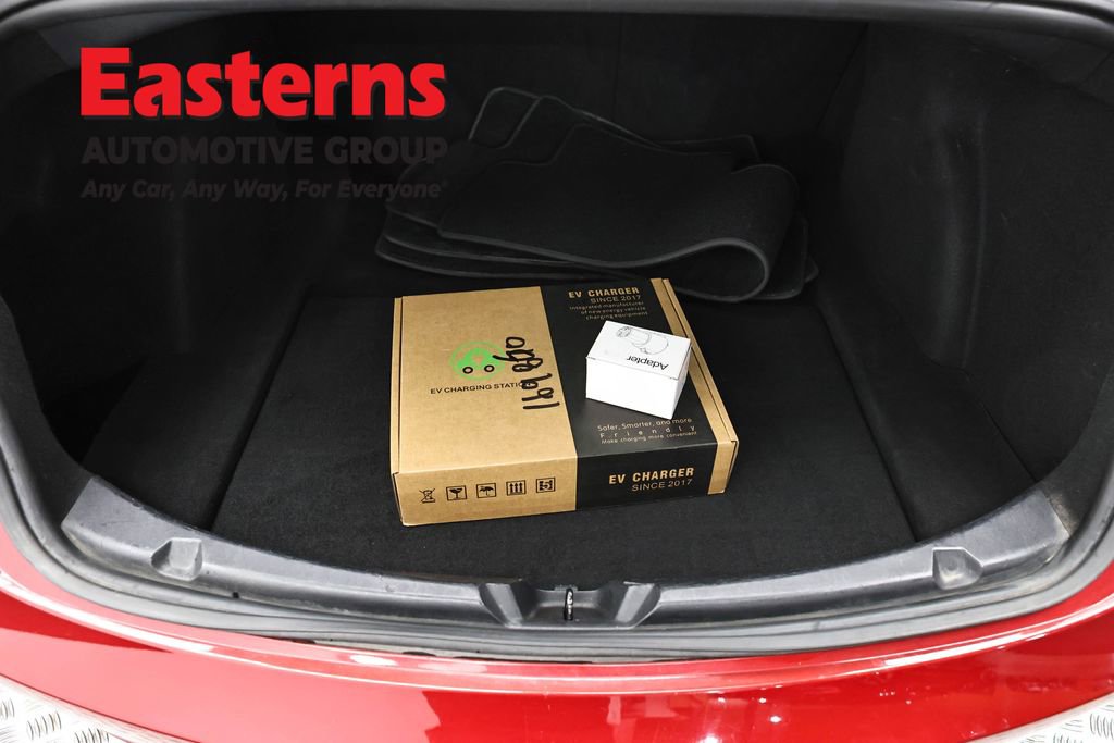 Used 2018 Tesla Model 3 Performance image 9