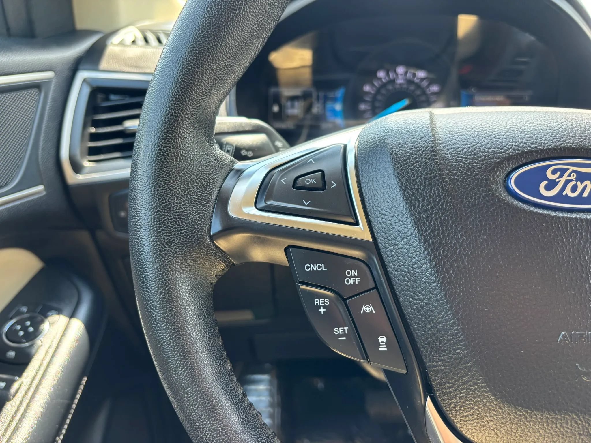 Used 2022 Ford Edge SEL w/ Convenience Package AWD/4WD image 21