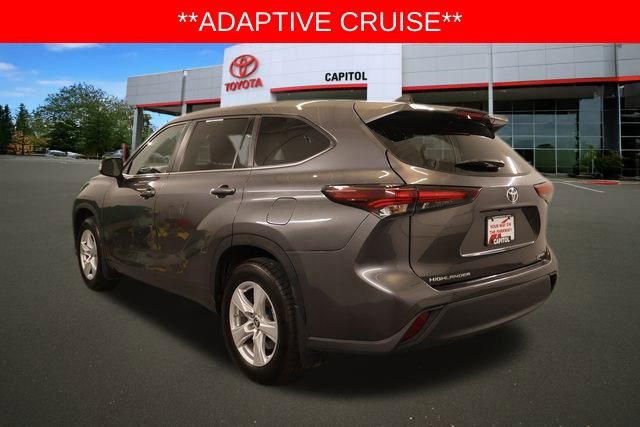 Used 2024 Toyota Highlander LE image 6