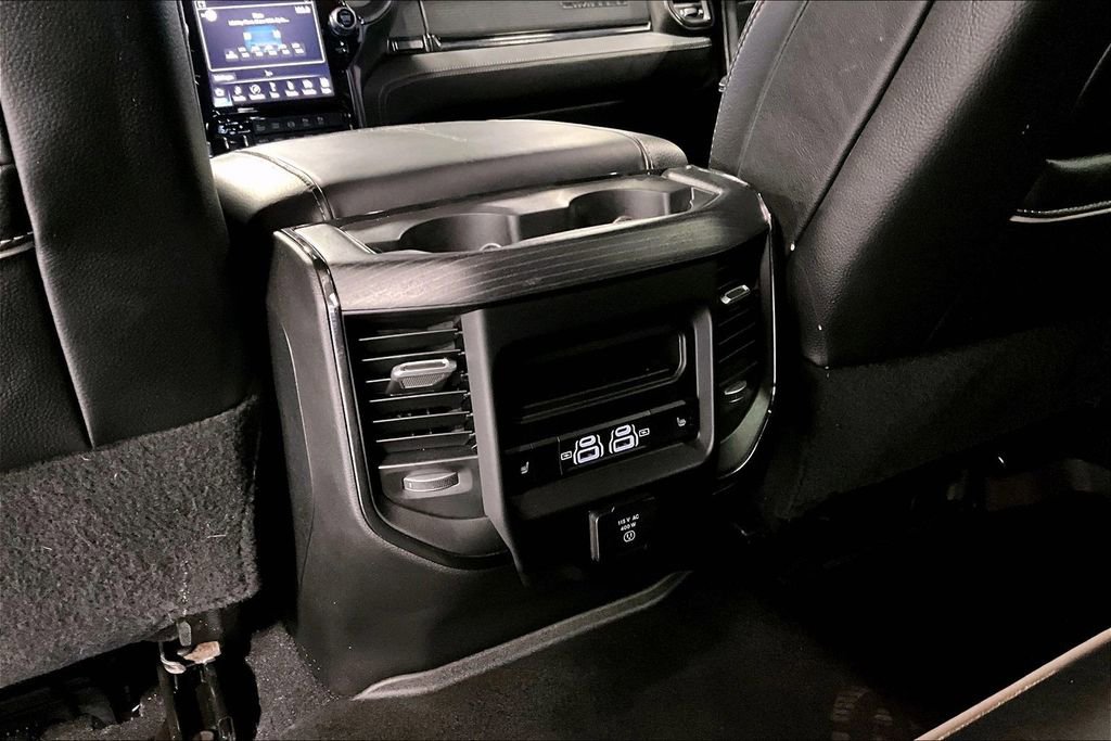 Used 2024 RAM 3500 Limited image 31