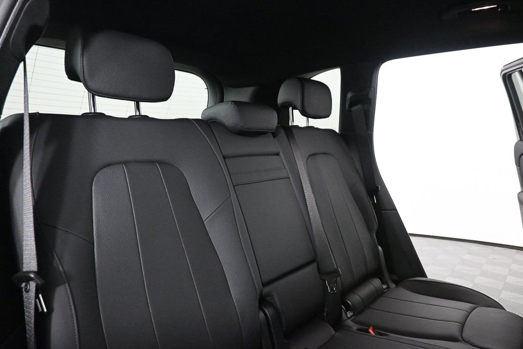 Used 2025 Mercedes-Benz GLB 250 image 20