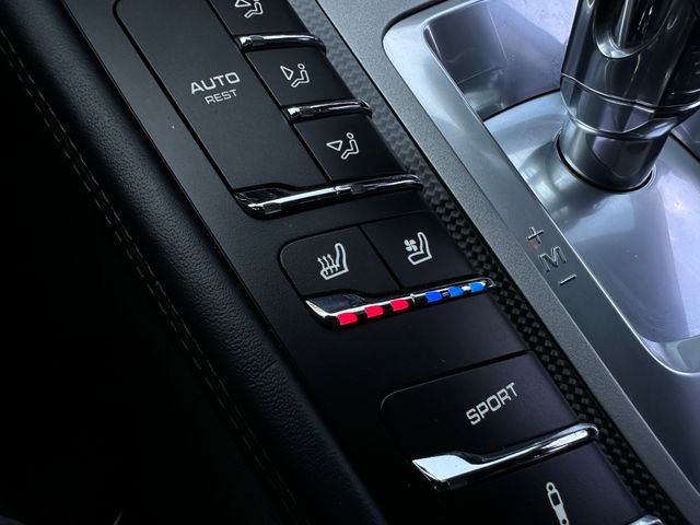 Used 2015 Porsche Panamera 4S image 30